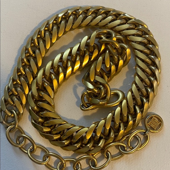 Givenchy vintage Gold Chain Necklace - Picture 6 of 6